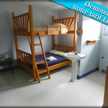 Gaspé Auberge De Douglastown المظهر الخارجي الصورة